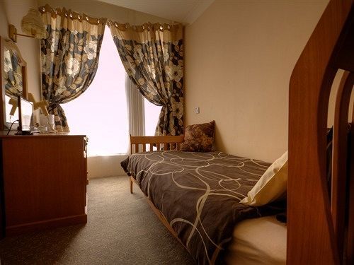 Bed and breakfast The Dickens Bar &