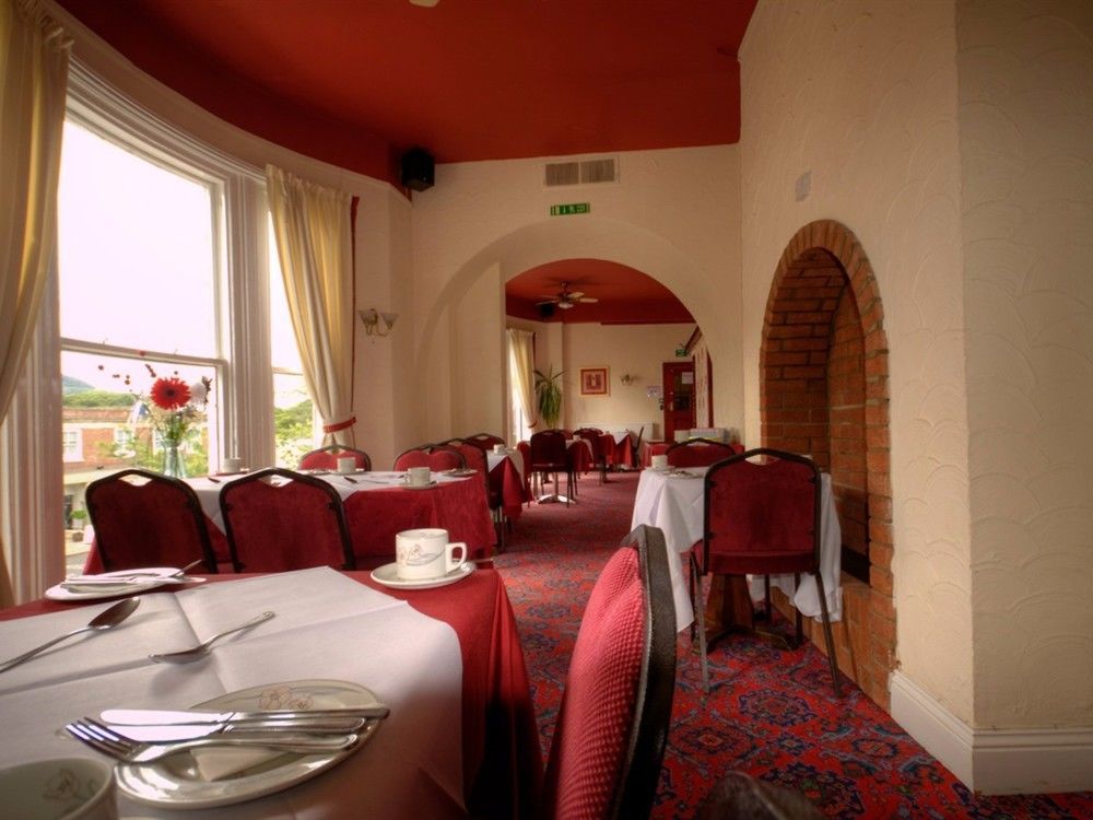 The Dickens Bar & Bed and breakfast Scarborough